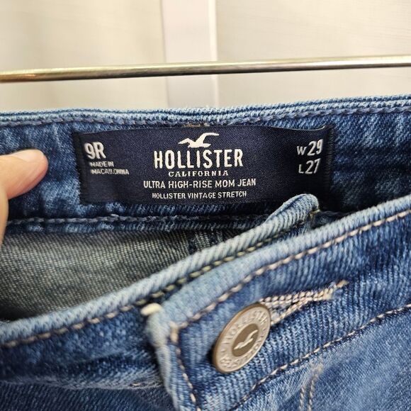 Hollister Ultra High Rise Patchwork Mom Jeans in Medium Wash Size 9R/29 - Picture 8 of 11